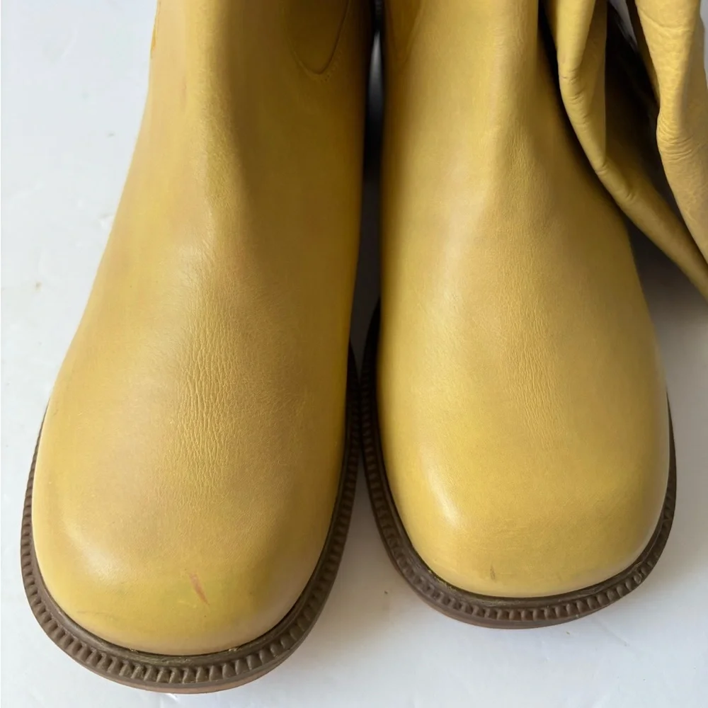 NWOT Urban Outfitters UO Tall Leather Slouch Boot Size 9 - Picture 5 of 12